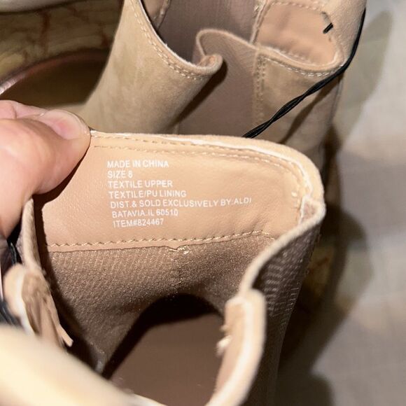 SERRA 8 PUTIAN Ivory Cream Tan Soles Combat Ankle Slip on Boots - Picture 8 of 13